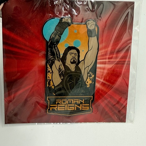 WWE Jewelry - WWE Roman Reigns Artist Pin Logan Lubera Slam Crate Loot Crate 2019 Wrestling
